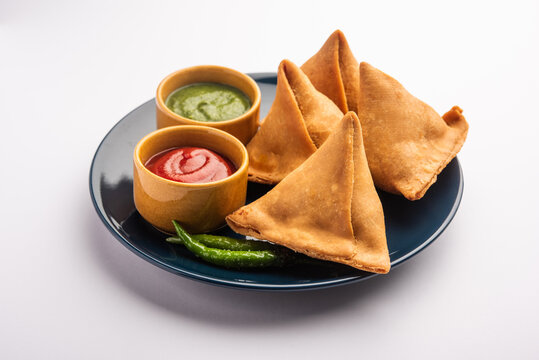 Svad Samosa 2pcs